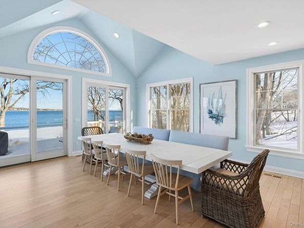 11 Bay View Drive, Hampton Bays NY 11946