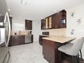 556 Park Avenue, West Hempstead NY 11552