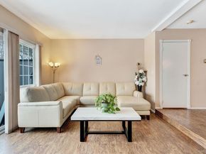 11 Manors Drive, Jericho NY 11753