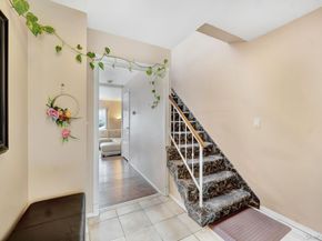 11 Manors Drive, Jericho NY 11753