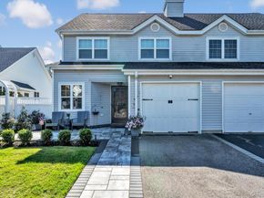 60 Herrels Circle, Melville NY 11747
