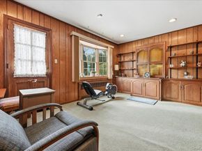 8 Andover Court, Garden City NY 11530