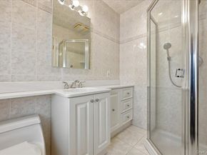 8 Andover Court, Garden City NY 11530