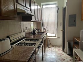 21 Saint Marks Pl., Brooklyn NY 11217