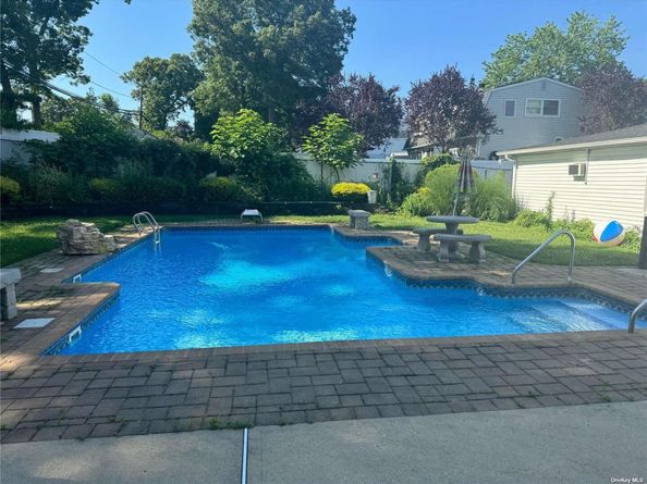 47 College Hills Drive, Farmingville NY 11738