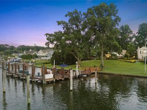 293 Great River Road, Great River NY 11739