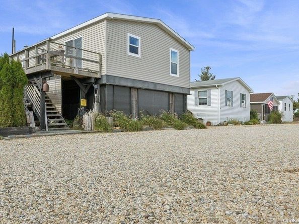 53 Crassen Boulevard 31, Amagansett NY 11930