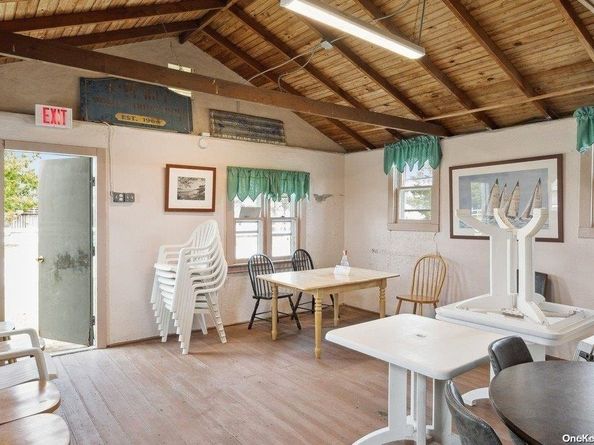 53 Crassen Boulevard 31, Amagansett NY 11930