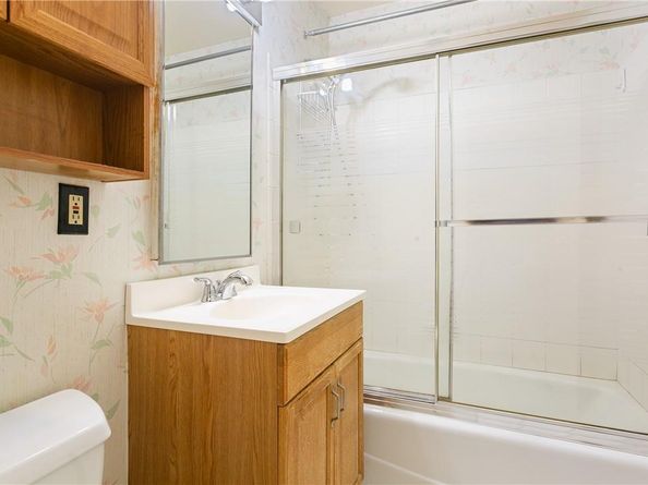 23 Water Grant Street 6K, Yonkers NY 10701