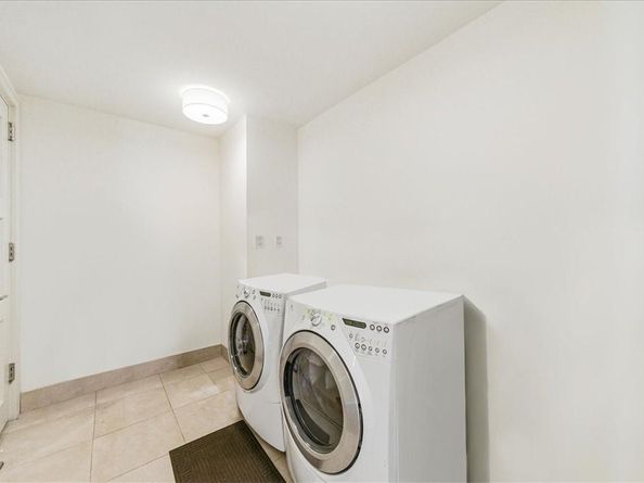 1 Renaissance Square PH2BC, White Plains NY 10601
