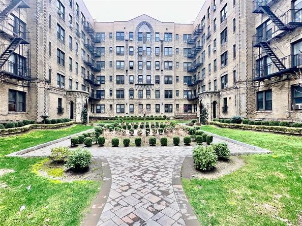 2075 Wallace Avenue 546, Bronx NY 10462