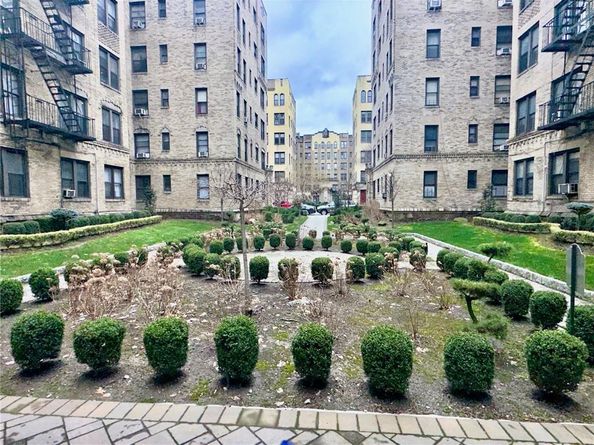 2075 Wallace Avenue 546, Bronx NY 10462
