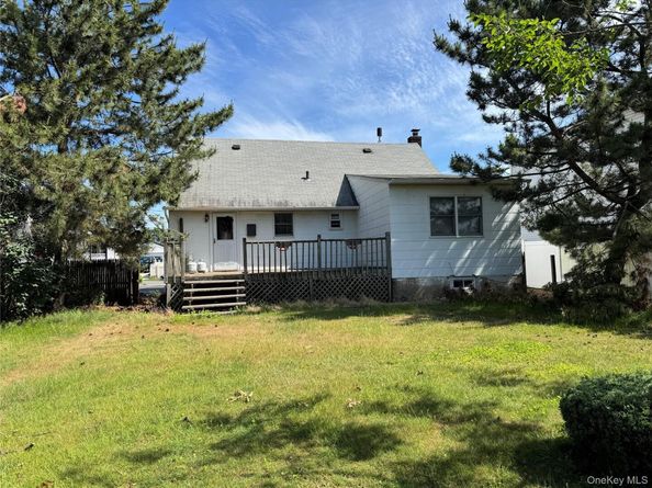 2350 Marlboro Street, East Meadow NY 11554