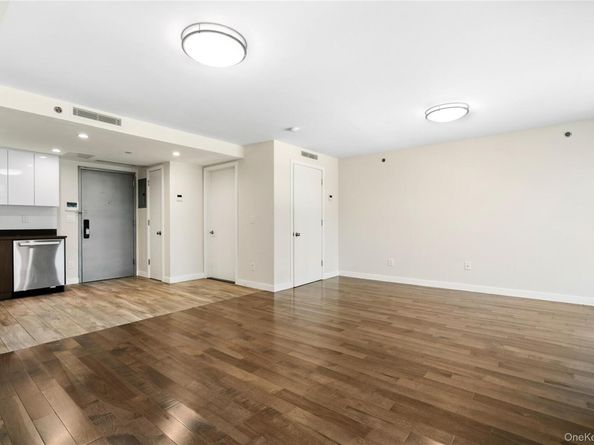 9745 63rd Drive 7A, Rego Park NY 11374