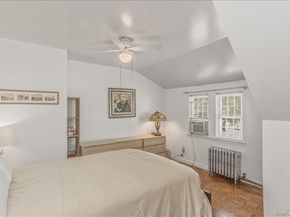 98 Arkansas Drive, Valley Stream NY 11580