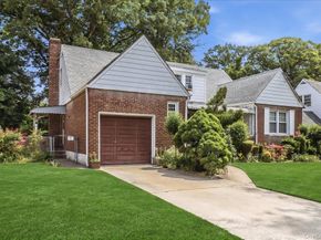 98 Arkansas Drive, Valley Stream NY 11580