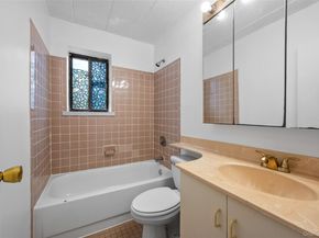 139-76 35th Avenue 7F, Flushing NY 11354