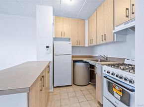 139-76 35th Avenue 7F, Flushing NY 11354