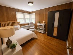 25 Reed Lane, Westbury NY 11590