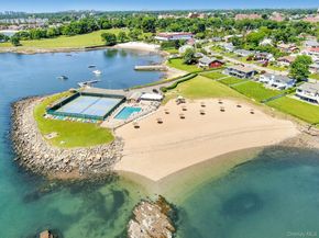 101 Windsor Oval, New Rochelle NY 10805