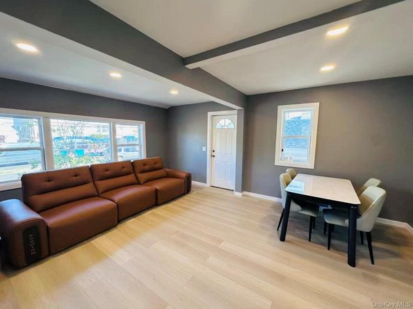 14-11 Cross Bay Boulevard, Broad Channel NY 11693