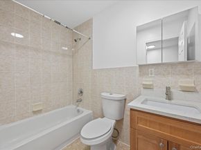2470 Glebe Avenue, Bronx NY 10461