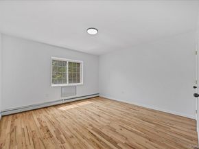 2470 Glebe Avenue, Bronx NY 10461