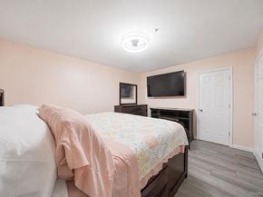 515 Picasso Way 515, Middle Island NY 11953