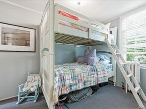 39 Little East Neck Road S, Babylon NY 11702