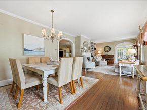 39 Little East Neck Road S, Babylon NY 11702