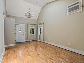 104 Choir Lane, Westbury NY 11590