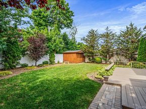 104 Choir Lane, Westbury NY 11590