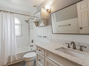 104 Choir Lane, Westbury NY 11590