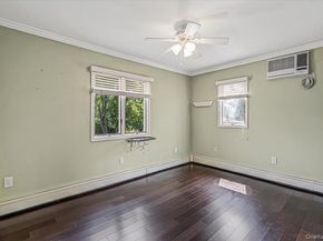 104 Choir Lane, Westbury NY 11590