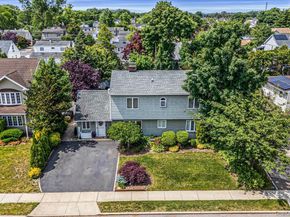 104 Choir Lane, Westbury NY 11590