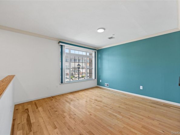 123 Heron Lane 454, Bronx NY 10473