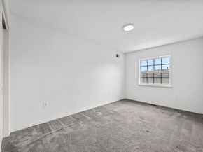 123 Heron Lane 454, Bronx NY 10473