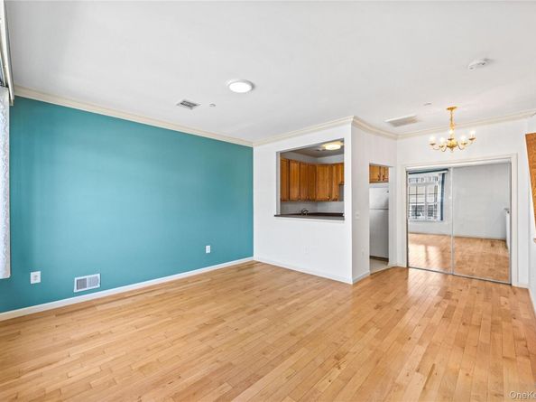 123 Heron Lane 454, Bronx NY 10473