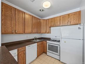 123 Heron Lane 454, Bronx NY 10473
