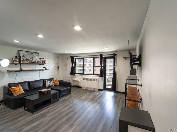 88-29 155th Avenue 3F, Howard Beach NY 11414