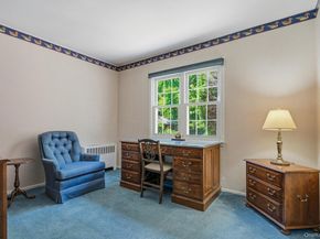 1 Dogwood Street, Farmingdale NY 11735