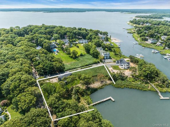 255 Peconic Bay Boulevard, Aquebogue NY 11901