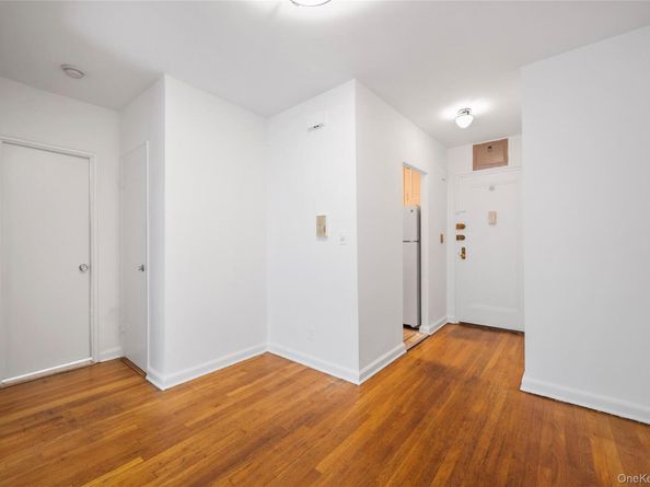 75 LEE Avenue 1E, Yonkers NY 10705