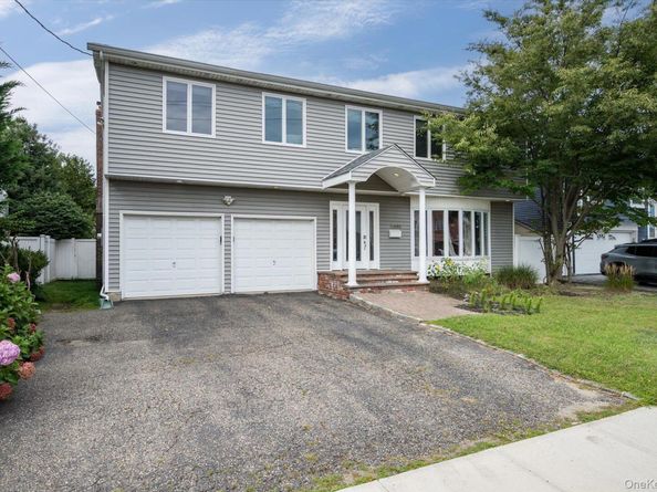 3060 Shore Drive, Merrick NY 11566