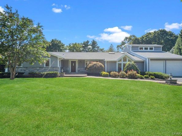 135 Hickman Street, Syosset NY 11791