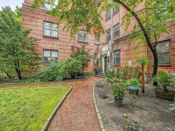 828 Bronx River Road 1AD, Bronxville NY 10708
