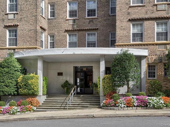 16 N Chatsworth Avenue 311, Larchmont NY 10538