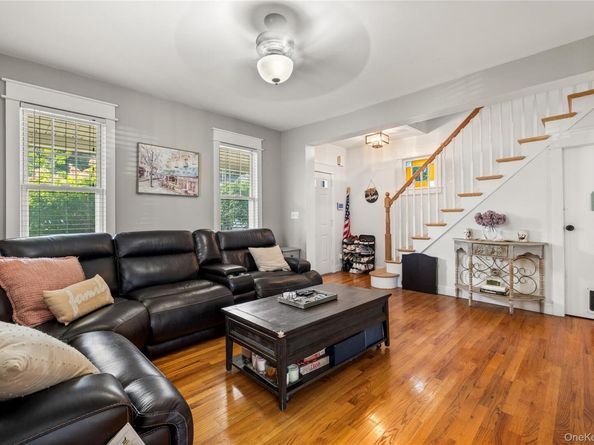 1967 Oakland Avenue, Wantagh NY 11793