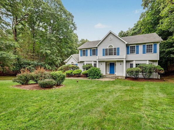 4 Sugar Hollow Road, Katonah NY 10536