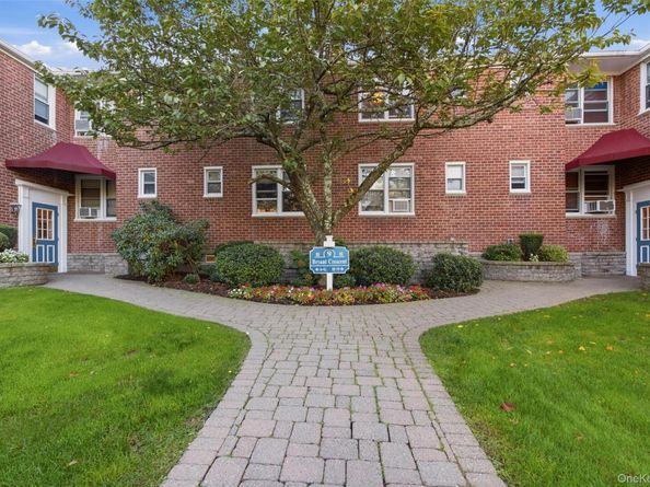 9 Bryant Crescent 2N, White Plains NY 10605
